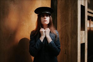 dodie unveils new single "Hate Myself"