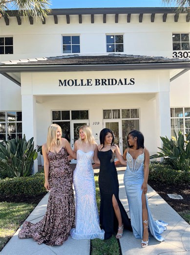 Hey 2026, we’re back with some exciting news… ✨🎉 Prom season officially starts THIS MONTH, and we’re ready to help you find the dress for your big night💫 Celebrate the New Year with us and kick off prom season in style — bold looks, unforgettable gowns, and main-character energy only💖