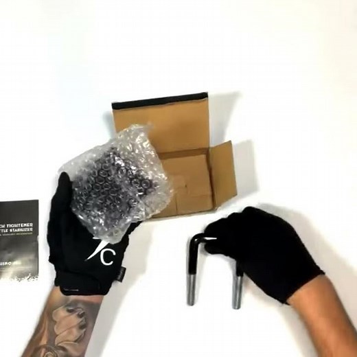 Rhino USA - Anti-Rattle Hitch Tightener | Product Unboxing