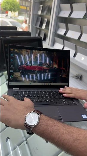 Dell Latitude 5300 2-in-1: Versatile 13.3" x360 Touchscreen Core i7 8th Gen 16/512GB SSD 0558415588