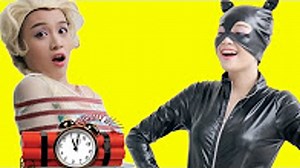 ELSA vs BOMB & CATWOMAN w- The Joker & Spiderman - Fun Superhero Movie in Real Life