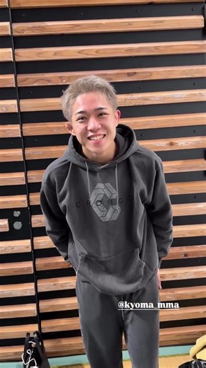 勝利直後の秋元と朝倉海！ 海「次はシェイドゥラエフ？」 秋元「まだやらないです笑」 海「年末くらい？」 秋元「年末が最短ですね笑」 #rizin #秋元強真 #パッチーミックス #rizin52 #格闘技