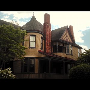 543 reactions · 119 shares | Take a break from the Lake this Summer and make plans to visit Historic Abbeville! From the Opera House, to the Historic Walking Tour, and Abbeville's fantastic local restaurants and shops, there is something for everyone! This ad sponsored by Discover South Carolina. | City of Abbeville | Facebook