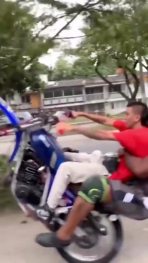 Everything about this was off #thecincomedy #imbrokeimbroke #comedyvideo