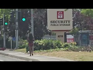 SacTown After Dark Watching Street Walkers on Stockton Blvd Sacramento Ca