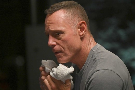 This Famous P.D. Guest Star Wanted Real Security While Playing Voight's "Nemesis"