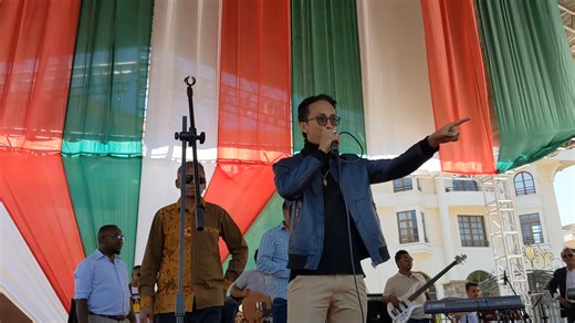 Nivoaka n'y fonja ihany koa i Stanley. Le karma existe, hoy IZY. | Record Madagascar