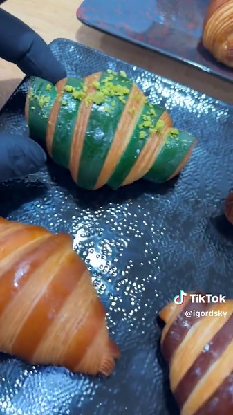 How to Make a Classic Croissant Dough