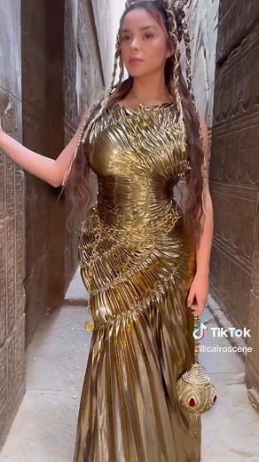 Exploring Luxor's Ancient Temples with British Supermodel Demi Rose
