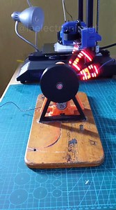 133K views · 1.2K reactions | Este es un letrero POV (Persistence Of Vision) | #LaElectronicaGT #LetreroLED #Arduino | La Electrónica | Facebook