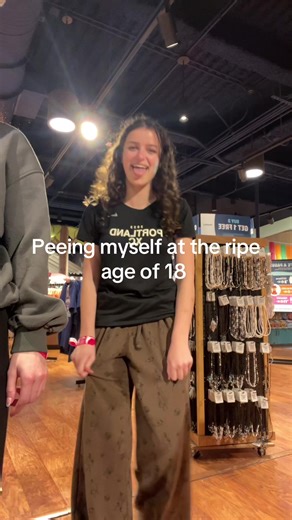 Would you believe me if I said I went swimming #peedmypantsforthis #jokingpleasedonttakemeserious #fyp #loserface #pissedoff💔🥀