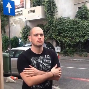 Cand faci cunostinta la doi prieteni si devin ei prieteni cei mai buni #RePost 10Lucruri.ro | BRomania