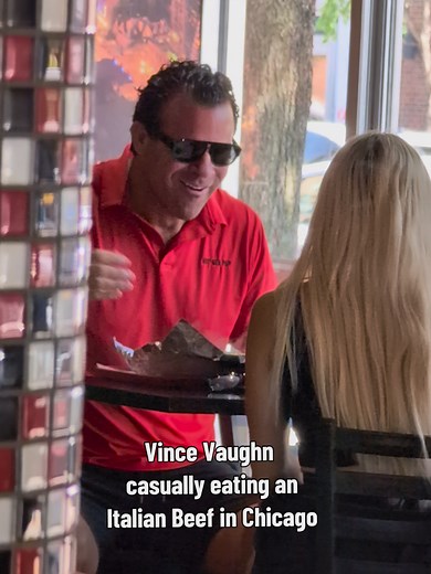 Celebrity sighting at the restaurant today 😃 #vincevaughn #celebrity #chicago #italianbeef #lookalike @John Cerasani