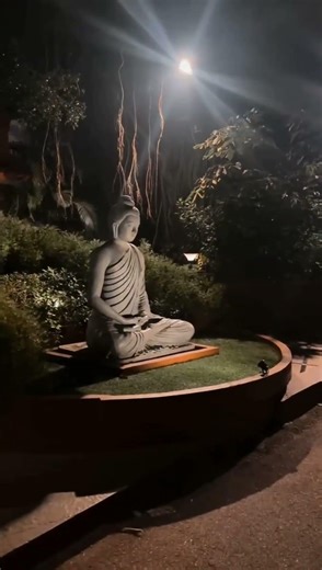 Inner Peace with Buddha... Pure Peace & Positive Vibes