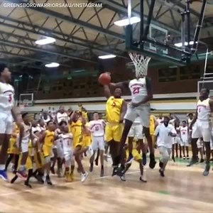 They got the whole gym in on this slo-mo dunk 🔥 #SCtop10 | SportsCenter