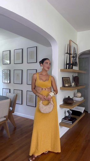 Let’s get dressed for lunch with @montce ☀️ #montceswim #miamioutfitideas #summeroutfitinspo #easysummeroutfit