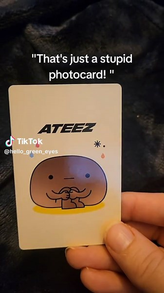 HelloGreenEyes (@hello_green_eyes)’s videos with original sound - Extra account