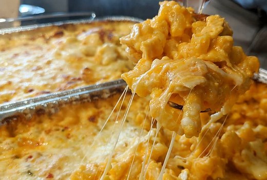Over 20 different types of mac and cheese. | Phantom Gourmet