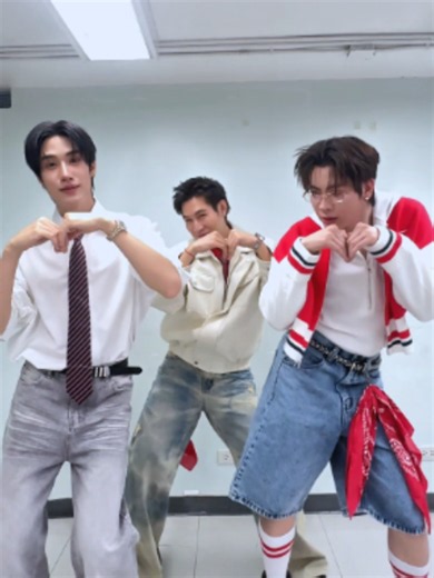 ฟินโน่เสิร์ฟสมูททุกโล | FinoxTleFirstone TleFirstone
