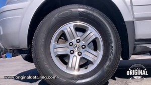 NO MORE MUD!!! KEEP YOUR TIRES CLEAN WITH A SHINY FINISH!! ✨👍 . Original Extreme Trim & Tire Shine is a HIGH PREMIUM product made in the USA, it restores, protects and maintains, plastic, rubber and vinyl. The cream formula protects with a perfect shine in less time. Fantastic finish for tires, trims, grills, dashboards and much more. . Amazon link/Extremetiretrimshine /https://www.amazon.com/dp/B08N5PRZM9?ref=myi_title_dp . Original Detailing product website link / https://www.originaldetailin