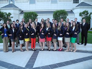 Woodinville, Inglemoor Students Score Big in DECA National Competition
