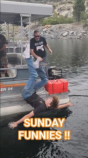 Sunday Funnies !!
