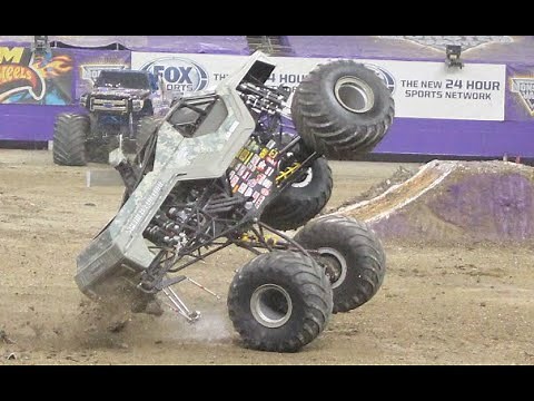 Monster Jam Full Show: New Orleans 2015