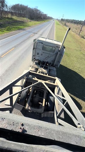 Smh lil ass gap | gap