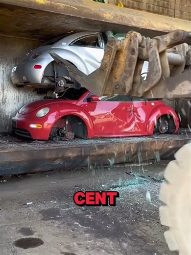 Why Junkyards DESTROY Perfectly Good Cars 🚗🔨