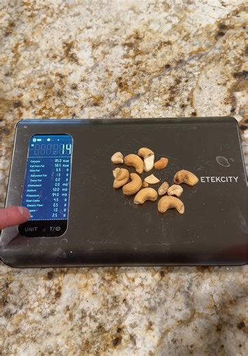 Smart Food Scale: Your Free Diet Companion