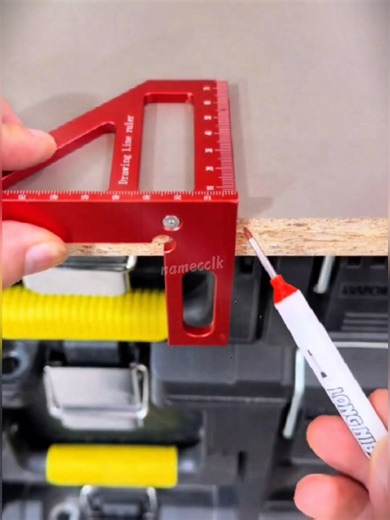 Enhancing Precision in Woodworking with Angle Squares