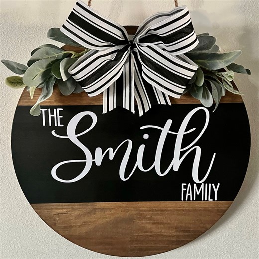 Welcome Sign for Front Door, Personalized Family Last Name Sign, Handmade Door Decor, Custom Family Gift, Round Wood Sign, Christmas Gift - Etsy