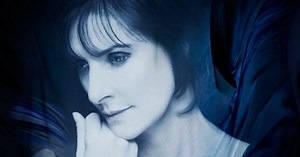 世界最高の歌姫エンヤ待望の新作『ダーク・スカイ・アイランド』を引っ提げ、7年ぶりに来日！