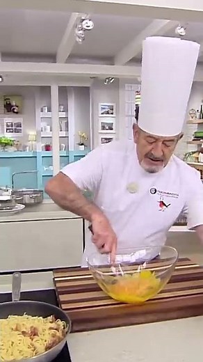 How to make homemade CARBONARA SAUCE with Karlos Arguiñano 👨🏻‍🍳​🤤​ Open Kitchen