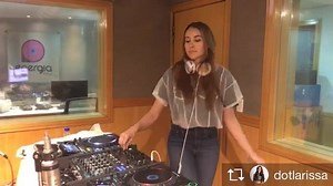 230 reactions · 16 shares | Can't Stop na Energia 97 FM! ♥️ A DOT LARISSA tocou nossa versão desta sonzeira do Red Hot Chili Peppers ontem no Shedj. Valeu demais, coisa querida!   Quem aí curtiu nossa versão? | LIVIT | Facebook