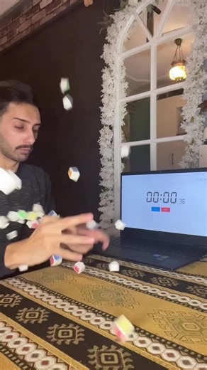 3x3 Rubik's Cube World Record in 0.53 Seconds