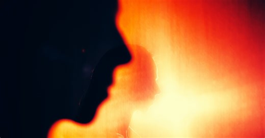 You Have an Invisible Light That Vanishes When You Die, Science Confirms