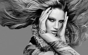 In this Interview photographer Rankin talks inspiration, celebrities, & death