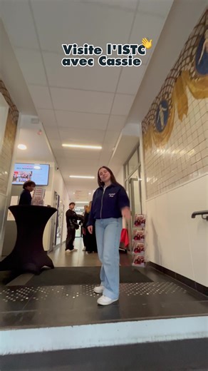 Si tu n’as toujours pas eu l’occasion découvrir le campus de l’ISTC, Cassie te fait visiter ! 🤩 Les prochaines JPO sont le : • 31 janvier • 7 mars Et la journée d’immersion le 4 février ✅ #etudiant #ecole #fac #edutok
