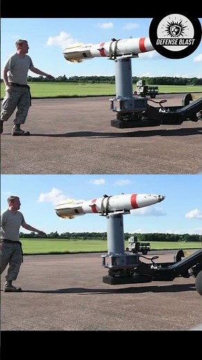 How a Missile Is Mounted on a Fighter Jet