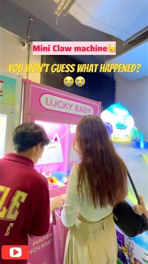 Mini claw machine hack. 🫨 #bollywoodgossips #gamearcade #miniclawmachine #plushys #goodfood