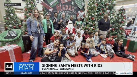Signing Santa meets with deaf kids at Dolphin Mall