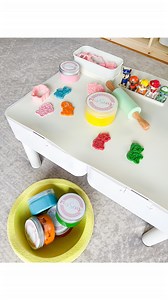 Another screen free Paw Patrol option 🙌🏼 There’s rain coming here the next few days so I welcome any chance to give the TV a break but still hit the required daily paw patrol quota 🙈 Ps. Comment ‘cutters’ if you’d like the link to these paw patrol stamp cutters (ps. they are less than $10 😙👌🏼) Carry play table, silicone mat and tubs from @kingdomplayroom Playsense playdough from @thekidcaveau #playdough #sensoryplay #pawpatrolplay #openendedplay #carryplay #playroomorganization #playroomid