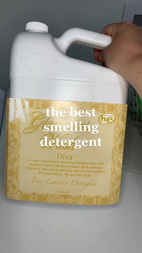 Best Smelling Laundry Detergent for Fresh Clothes | Tyler Candle Company