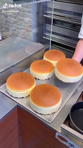 大阪のおすすめ甘いグルメ特集