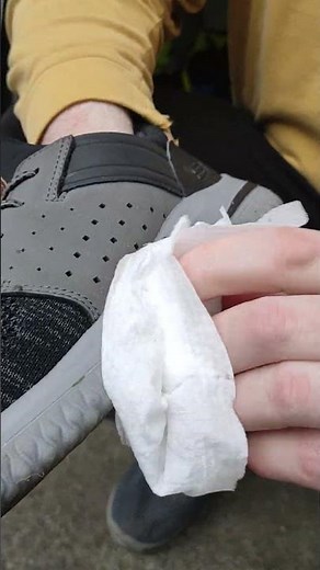 How to remove dog poop from your shoe