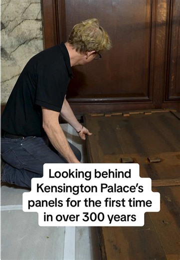 Our kind of panel discussion 🤩 Whilst planning for future work, we temporarily removed some of the handcrafted panels in the Queen’s State Apartments at Kensington Palace, which nobody has seen behind since the 1690s! 🎥 Vincent Reed, a Woodwork Conservation Expert, shows us some highlights from what was found… @vincentreedconservation @heritagebuildings #History #Conservation #KensingtonPalace #LearnOnTikTok