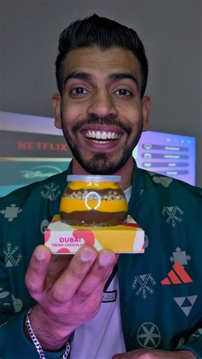 I Tried Viral Dubai Trend Chocolate… Is It Worth the Hype? 🍫😳 #dubaichocolate #trend