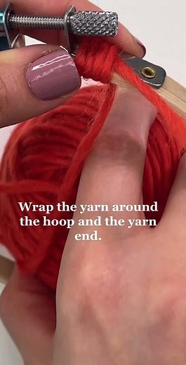 How to make a yarn wrapped embroidery hoop - simple 60 second diy tutorial