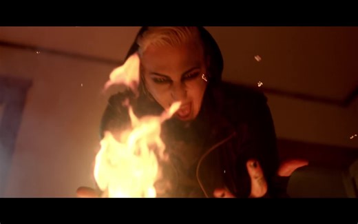 美国金属核/工业/另类金属乐队Motionless In White - Masterpiece [Official Video]